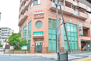 医院外観